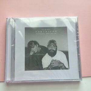 Taylor Swift fortnight Single